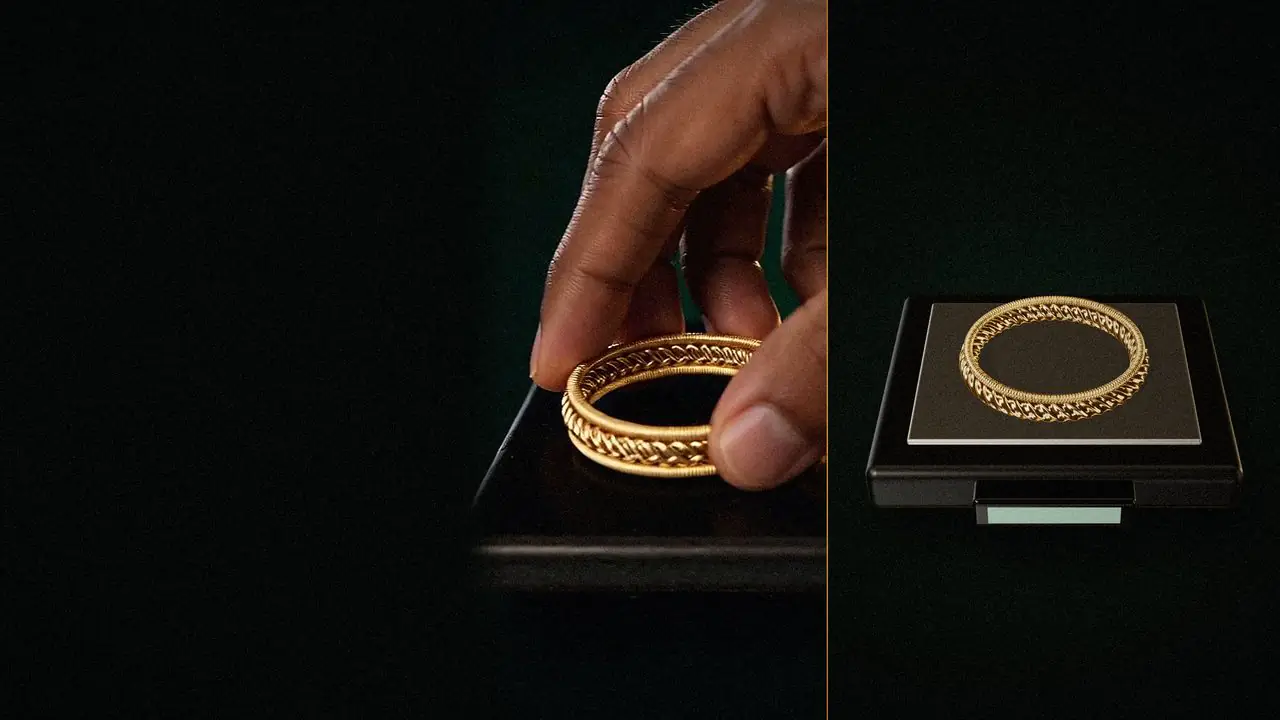 How old gold price is calculated — scale and touchstone at Sri Lakshmi Aurum